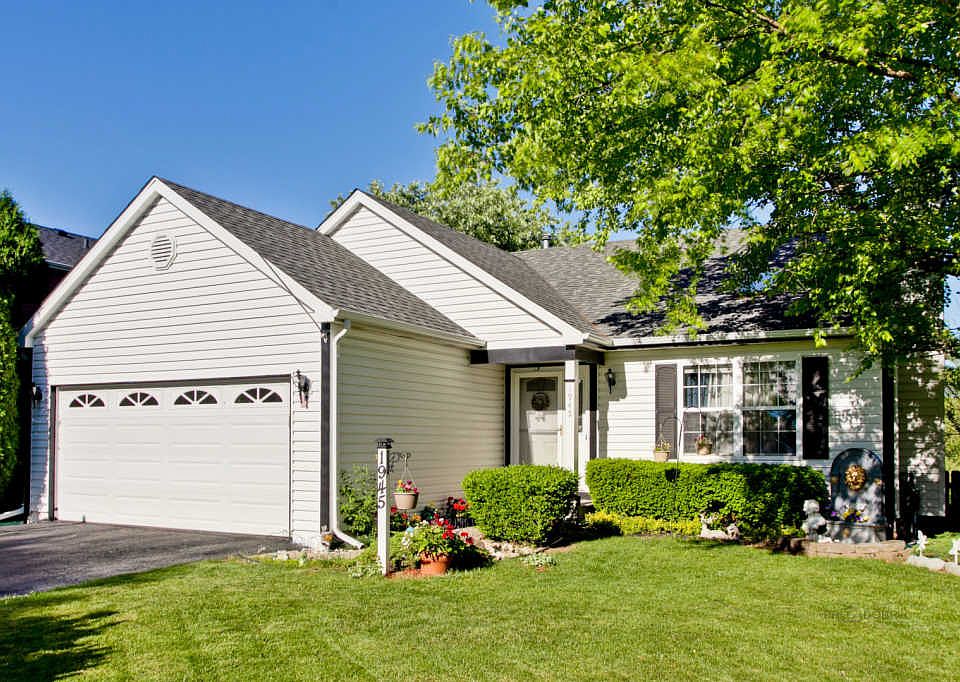 1st image of 1945 N Nicole Ln