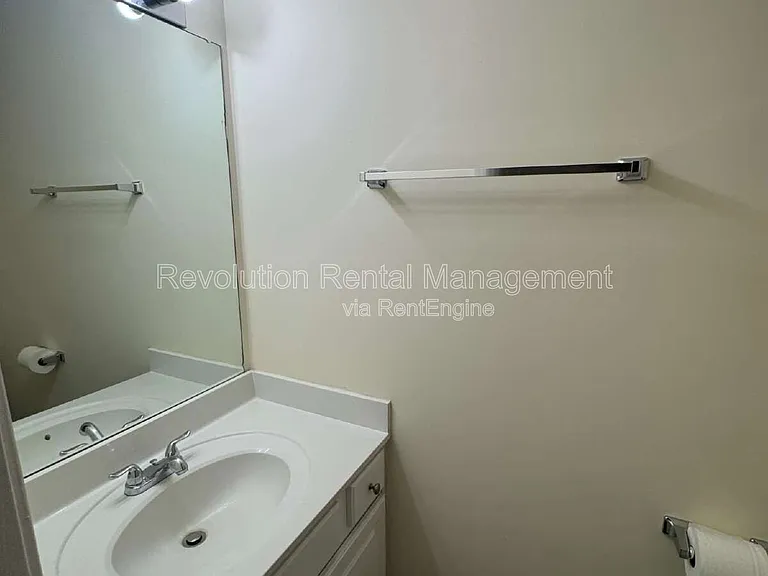 1007 Whittington Way — Photo 13