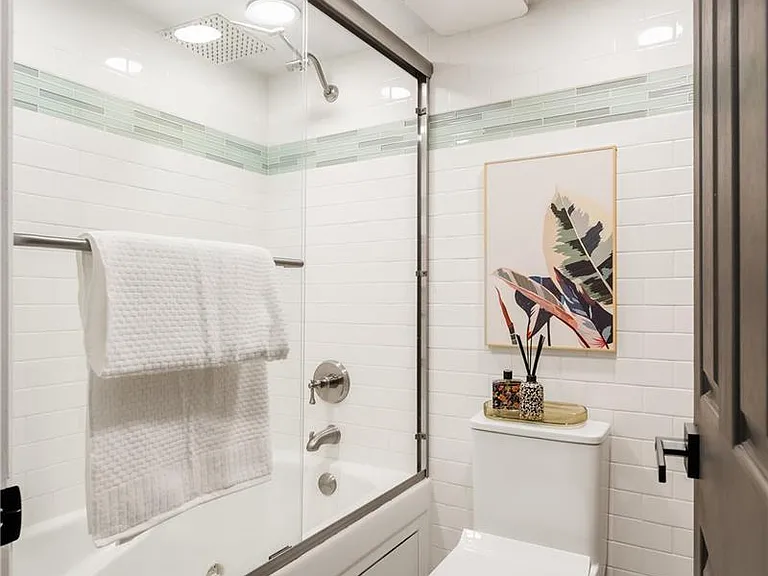 2 Adams St #207 — Photo 7