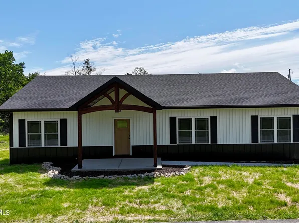 312 Gravois Ave, Tipton, MO 65081