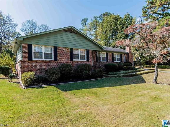 3rd image of 2406 Ashland Dr
