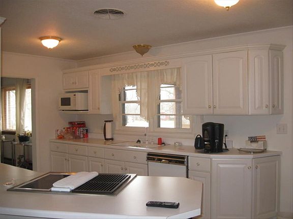 Kitchen V1