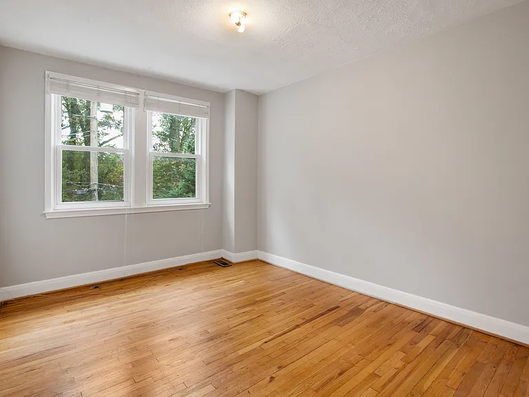1125 Roland Heights Ave — Photo 20