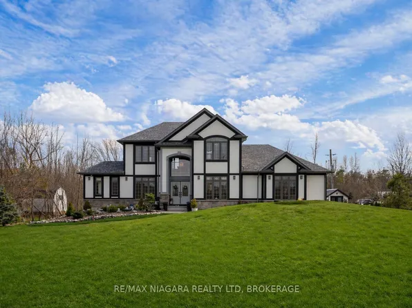 1040 Oakhill Blvd, Fort Erie, ON L0S 1N0