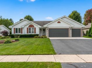 6657 Hartwig Dr, Cherry Valley, IL 61016