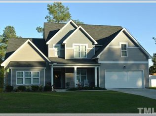 4729 Cedar Pass Dr, Hope Mills, NC 28348