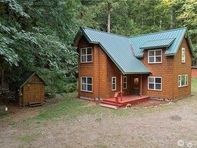 200 N Watersong Way, Hoodsport, WA, 98548