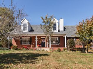 307 Parker Rd, Portland, TN 37148
