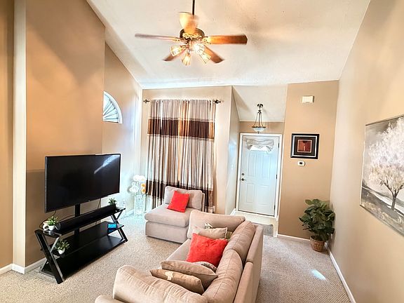 5th image of 939 Prestwick Pl APT D