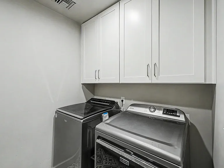 3414 N 44th Pl — Photo 38