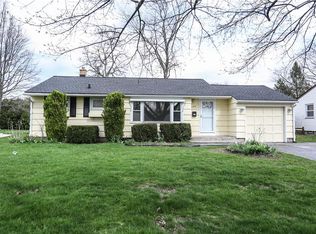 136 Ripplewood Dr, Rochester, NY 14616