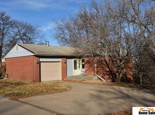 4040 NW 54th St, Lincoln, NE 68524
