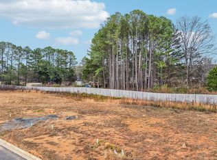 162 Village Green Dr NW, Adairsville, GA 30103