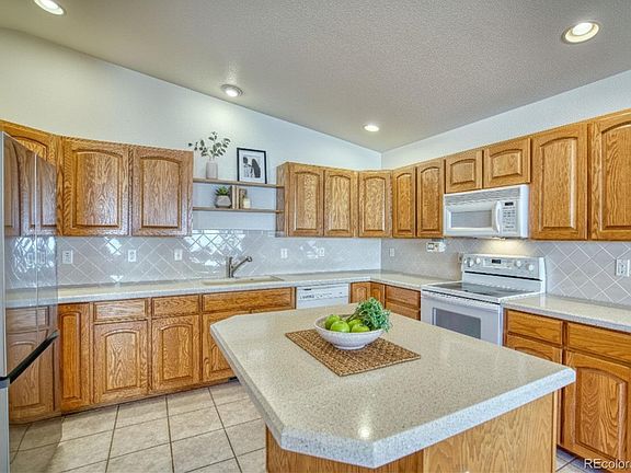 5th image of 397 Lilac Place