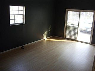 3rd image of 211 County Road 144