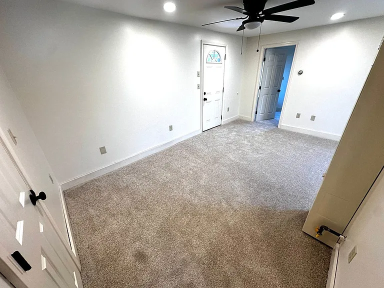 318 Lowell St #3 — Photo 4