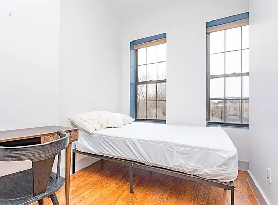 Rented by Nooklyn NYC LLC | media 28