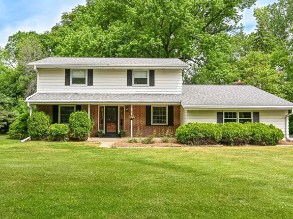 12780 Cardinal Crest DRIVE, Brookfield, WI 53005
