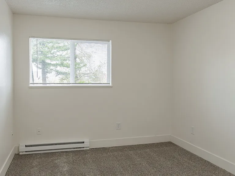 Madera Court Apartments - Troutdale Oregon - Two Bedroom