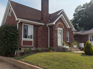 422 Stark Blvd, Hermann, MO 65041