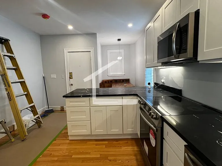 26 Farrington Ave #1A — Photo 7
