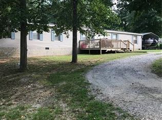 15 Hidden Forest Dr, Hendersonville, NC 28792