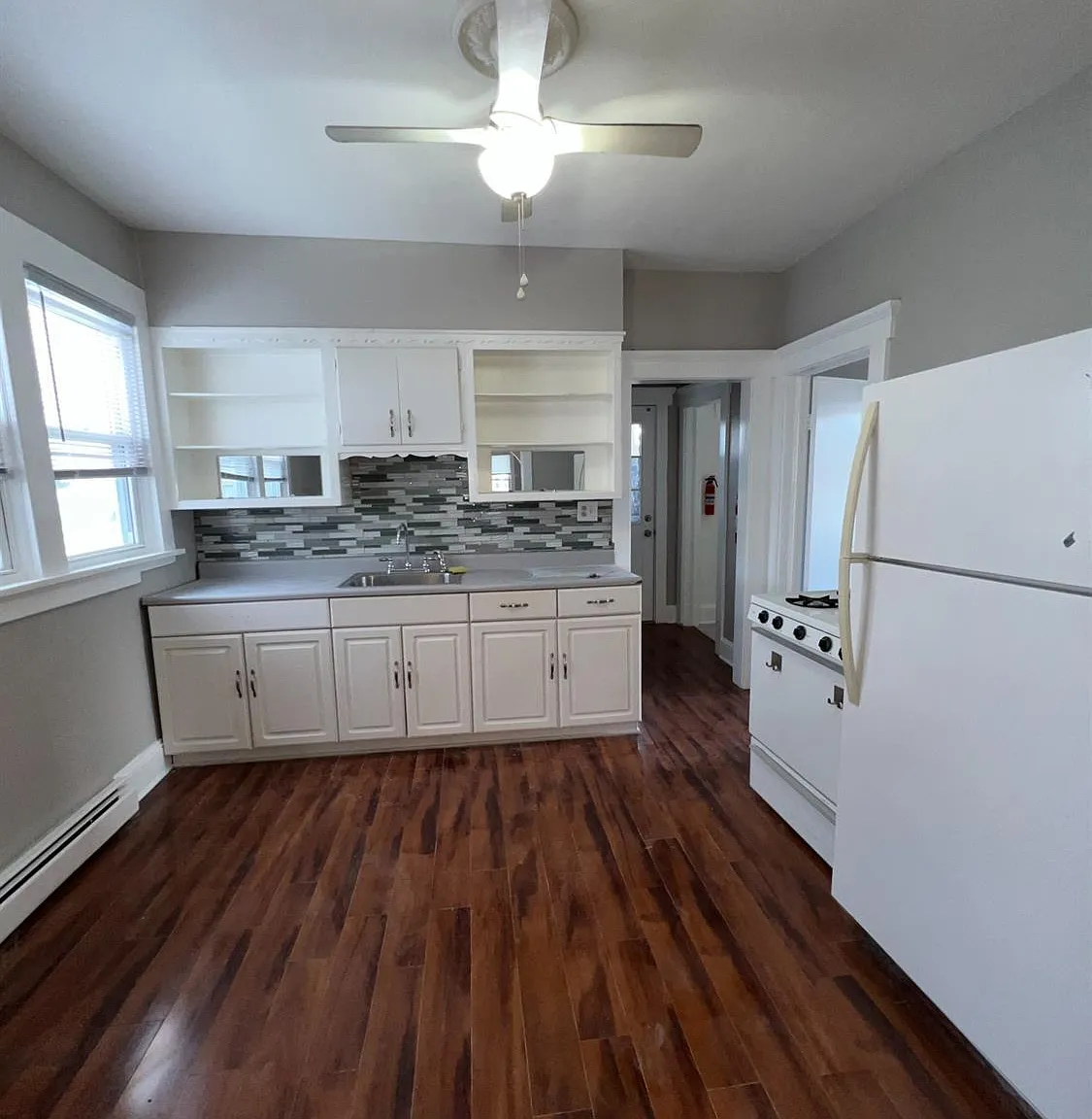 2 bed, 1200 sqft, $2,250 — Photo 2