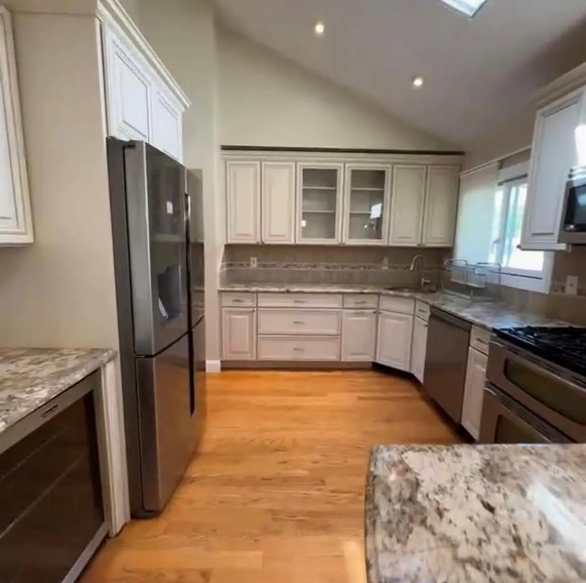 6 Michael Rd — Photo 2