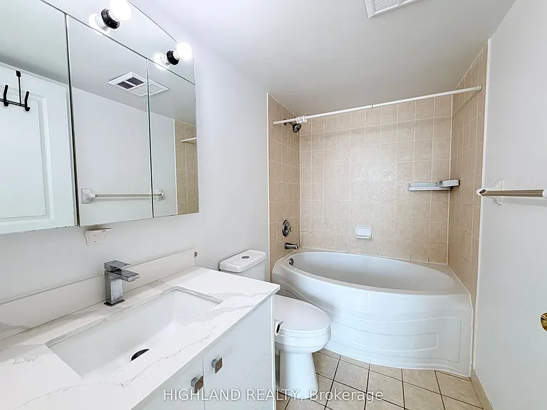 2545 Erin Centre Blvd #1509 — Photo 9
