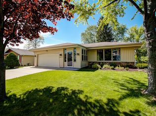3411 W Bridge St, Greenfield, WI 53221