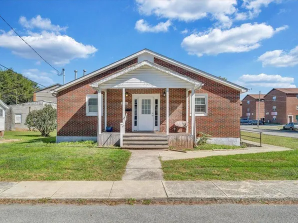 309 3rd Ave, Radford, VA 24141