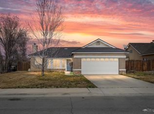 1027 Clearview St, Tehachapi, CA 93561