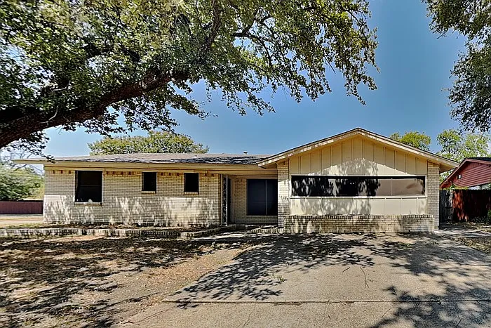 13605 Janwood Ln
