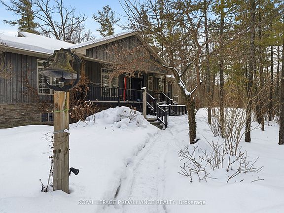 3rd image of 602 Elmbrook Rd