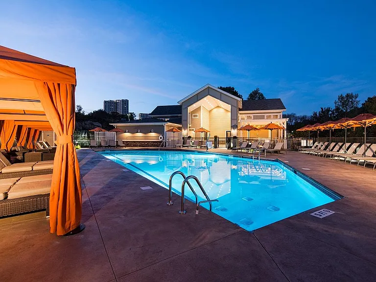 Heated Pool with Cabanas and Free WiFi