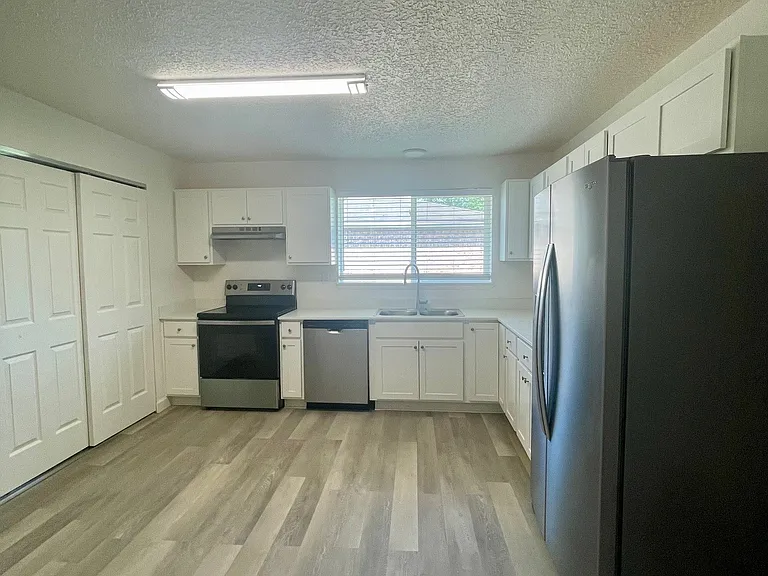 Concord Crossing Apartments — Photo 76