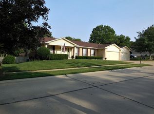 5740 Greenton Way, Saint Louis, MO 63128