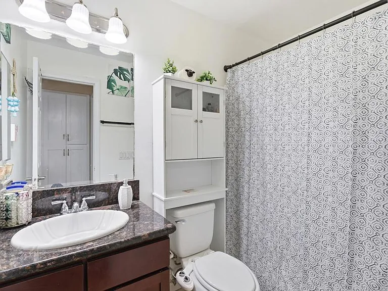 4540 60th St #203 — Photo 15