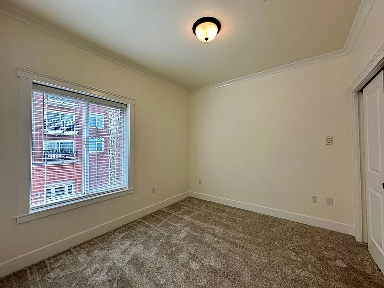 1015 Railroad Ave #303 — Photo 10