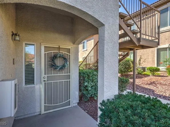 2305 W Horizon Ridge Pkwy APT 2413, Henderson, NV 89052