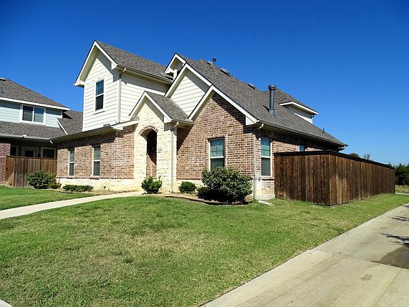 2nd image of 707 Mulberry Ct