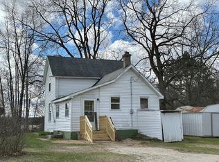 3593 S Maple Island Rd, Hesperia, MI 49421