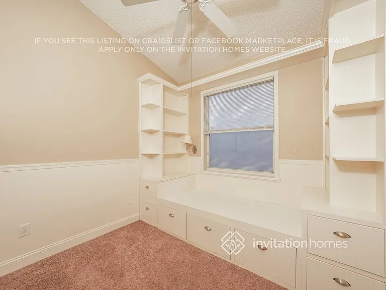 7699 Thornlee Dr — Photo 12