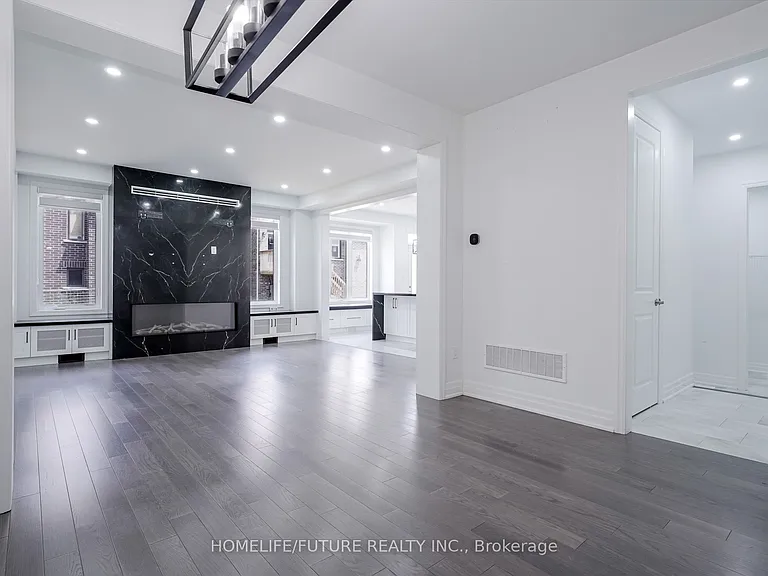 2809 Foxden Sq — Photo 14