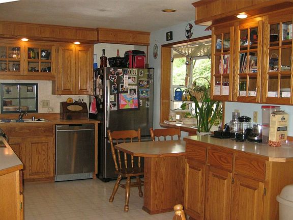 3rd image of 21411 125th Street Ct E