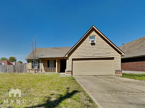 7792 Lowrance Rd, Memphis, TN 38125