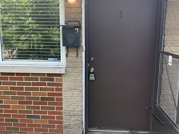 3rd image of 2348 Gaebler Ave #3