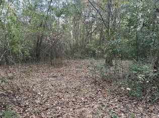 16-17 Eighteen Paradise Cir, Donalsonville, GA 39845