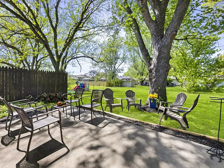 1024 S Ash St — Photo 39