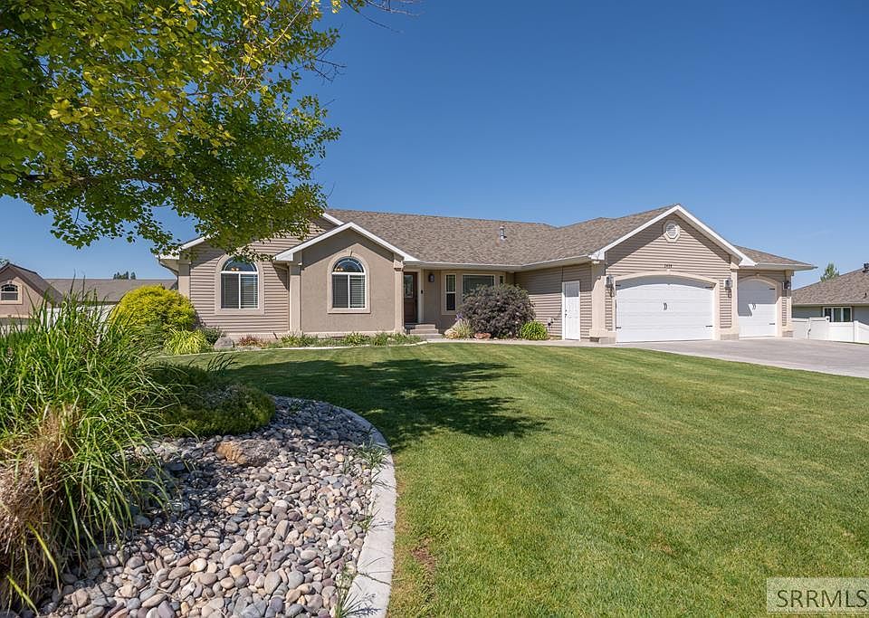 1st image of 2488 S Fieldstone Dr